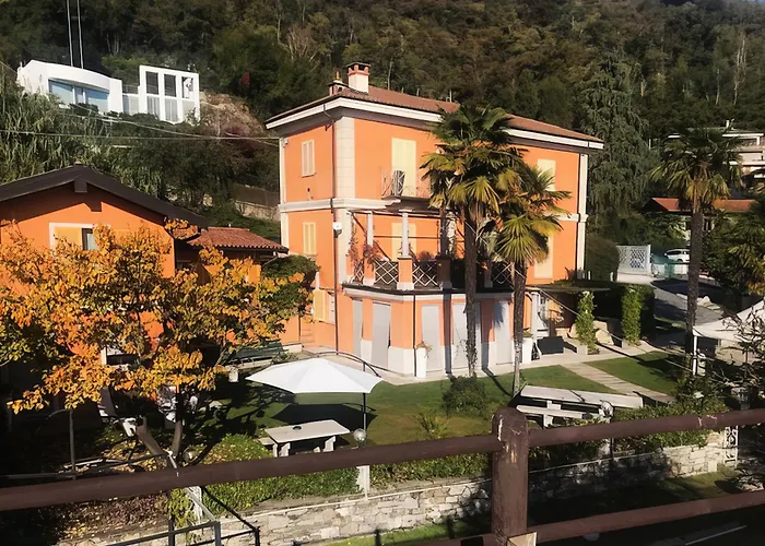 Feriehus Azzurra Verbania